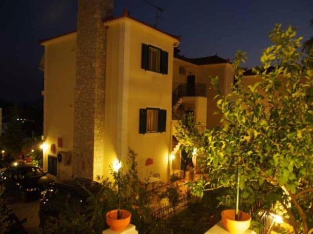 Amfitrion Apartment Gythio Exterior photo