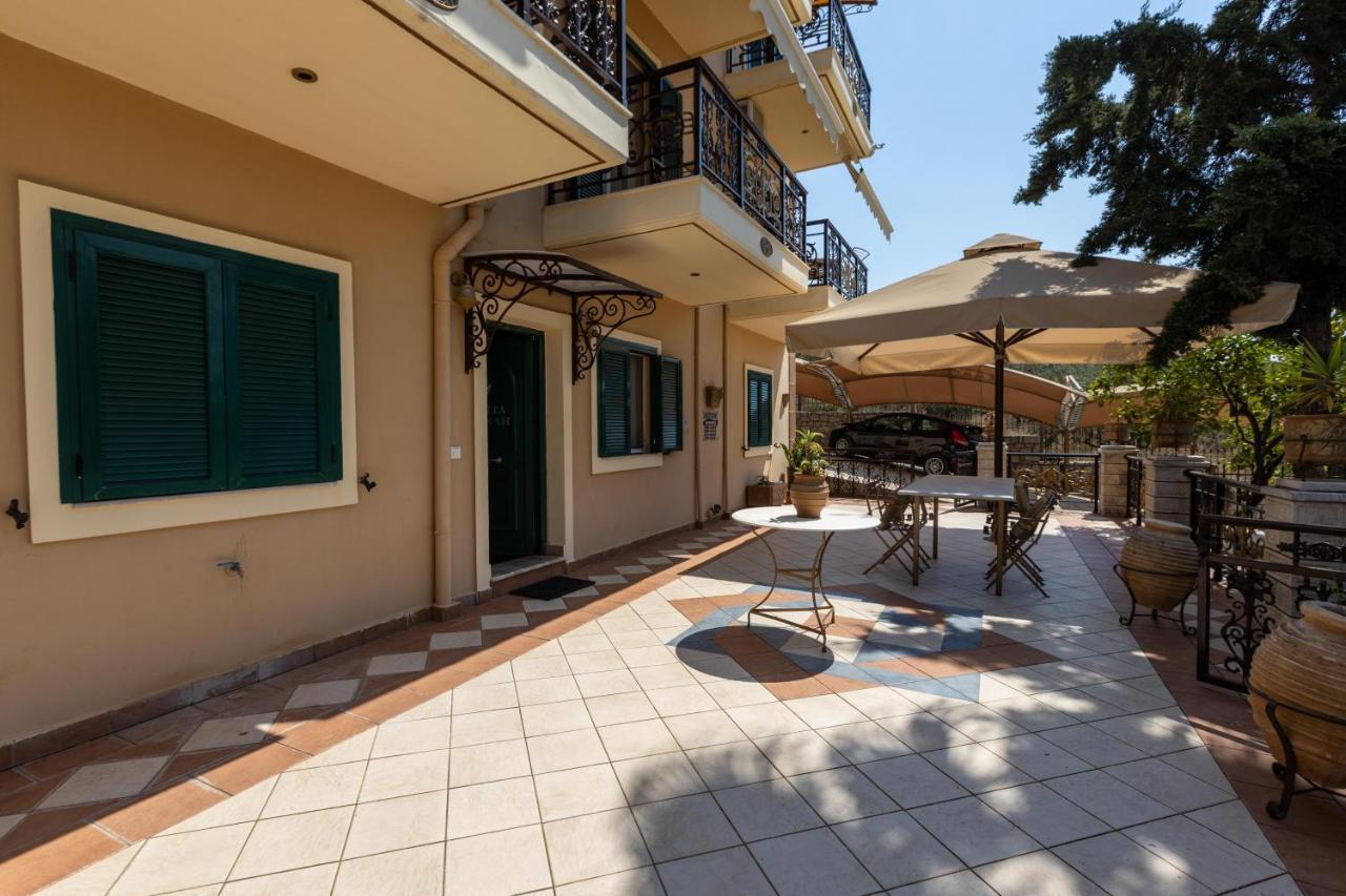 Amfitrion Apartment Gythio Exterior photo