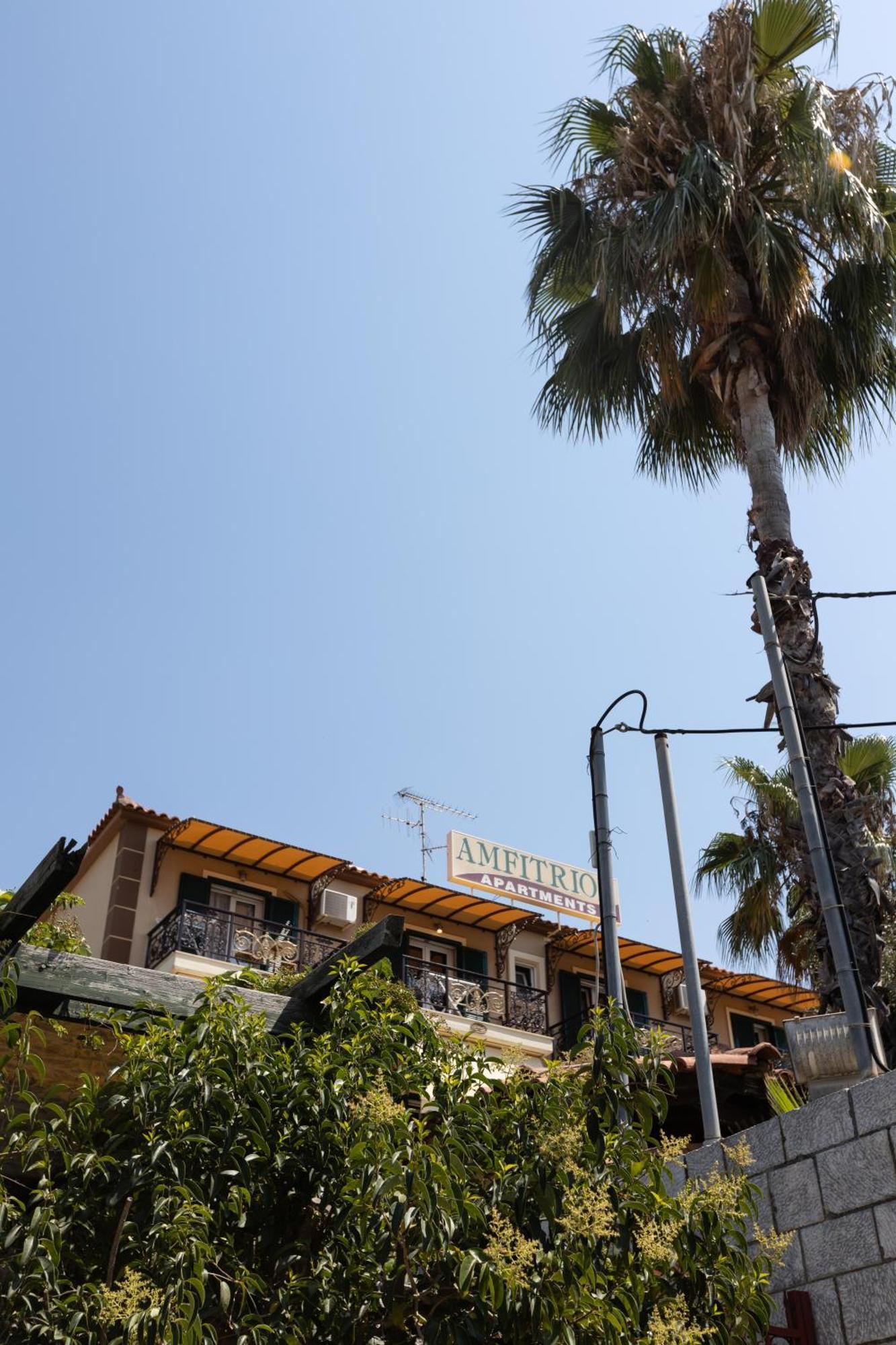Amfitrion Apartment Gythio Exterior photo